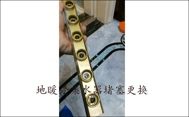 ��h��ů�S��