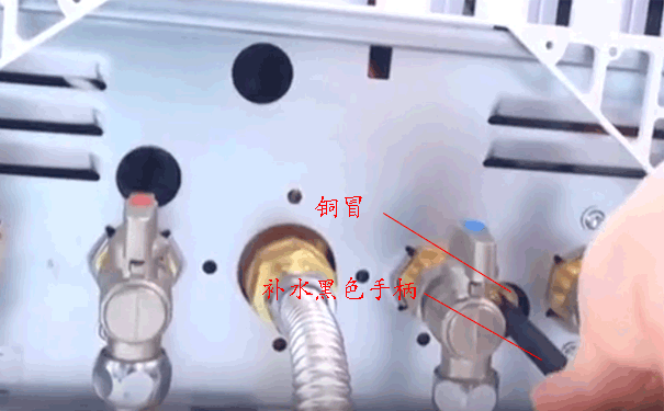 ��˹���ڒ�t�aˮ