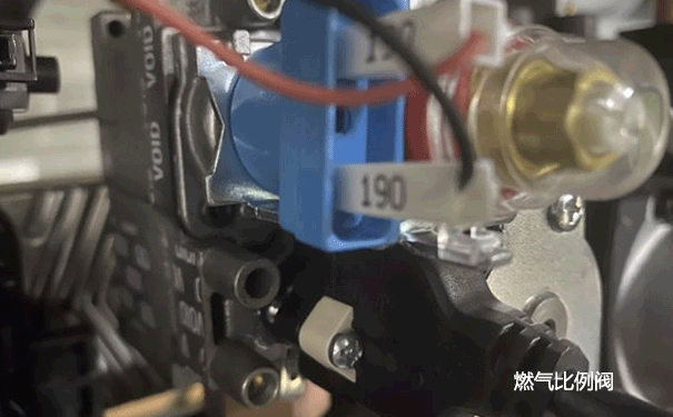 ��˹���ڒ�tF4�S��