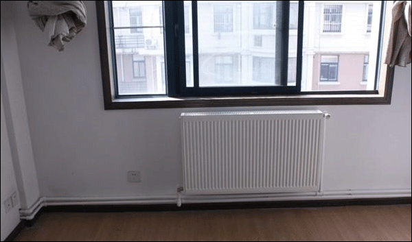 ���Ҷ��dһ�l(w��i)ů��Ƭ���b-��h��˹��ů��Ƭ���b